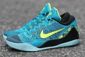 科比元年配色Kobe 9 绿松石复刻归来!从高帮版本改为低帮!